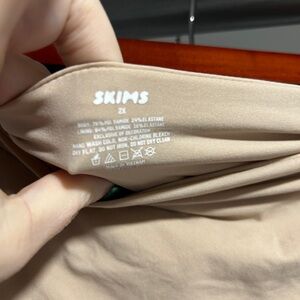 SKIMS Bandeau Bra Beige 2X. NWOT